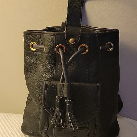 Dooney & Bourke Black Leather Shoulder Bag - Picture 4 of 4